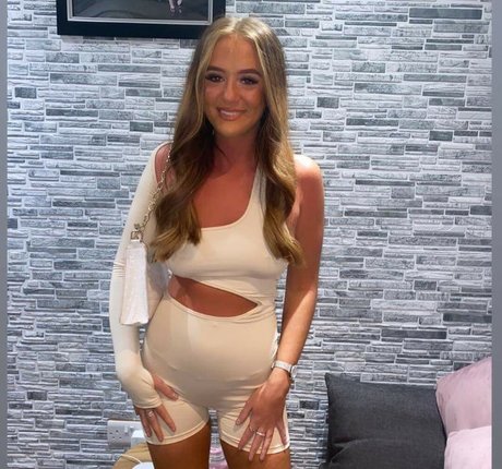 Anna Hollins sex pornstar images