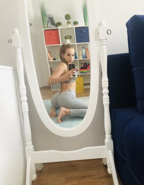 _Timeless Paradox star naked pics