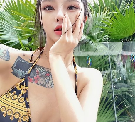 xyyoff adult star img