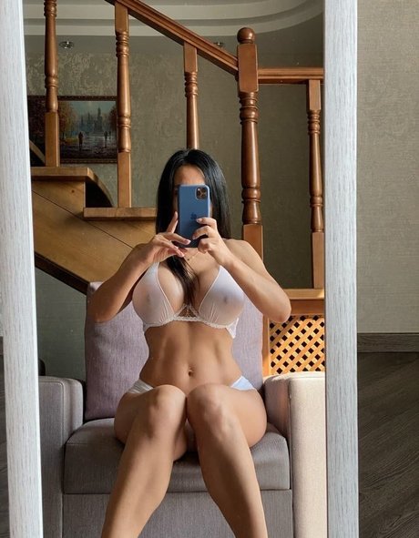 Helenka Demidova star hot pics