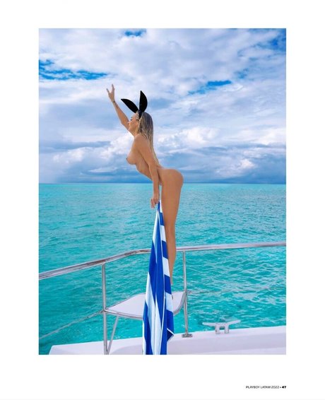 cute anal onlyfans adult images