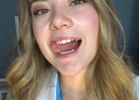 Madi ASMR pornstar naked photo