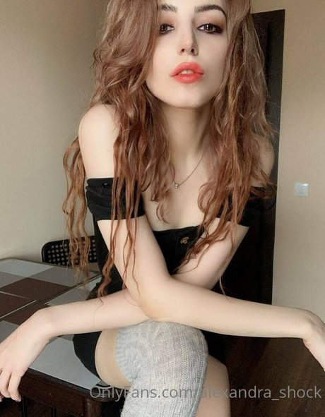 alexandra shock model beautiful photo