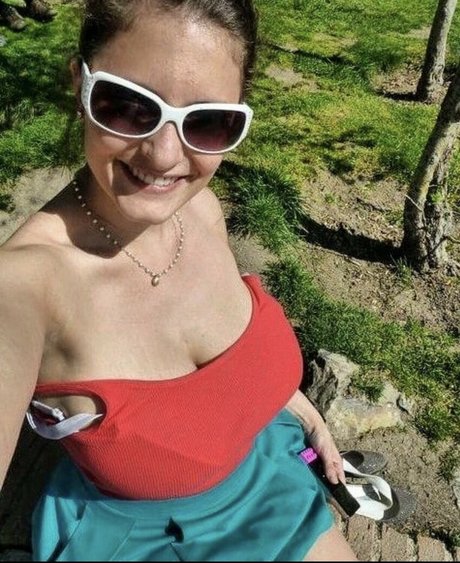 Avery Millah model naked galleries