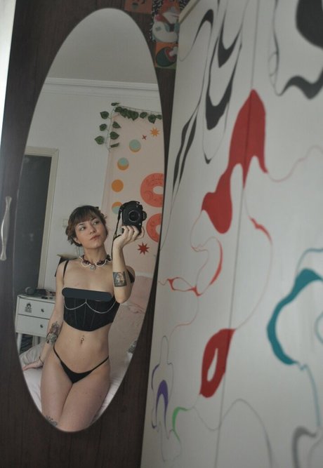 artsymoi pretty pornstar gallery