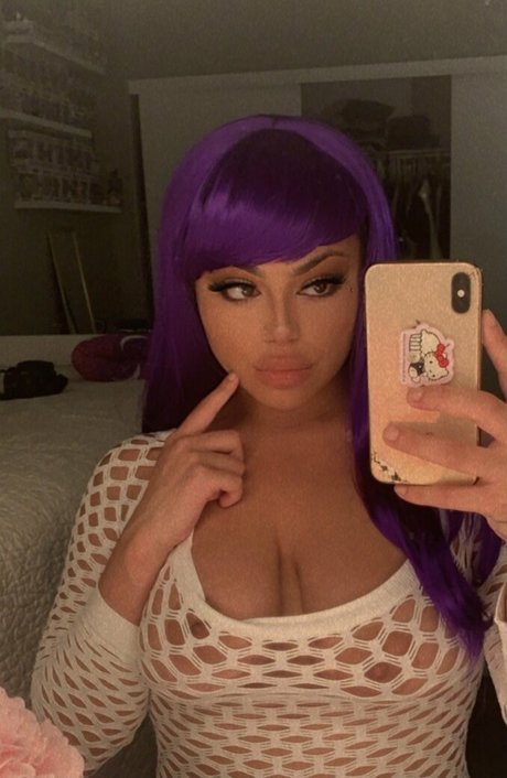 european onlyfans perfect pic