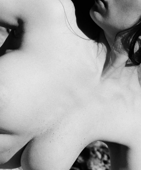 invaklina free model pictures