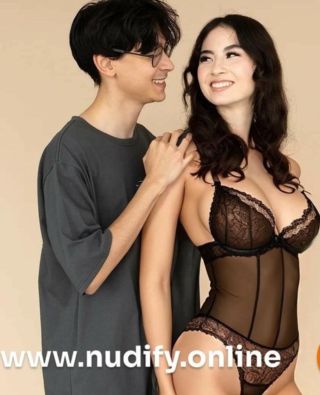 Kyedae art model pic