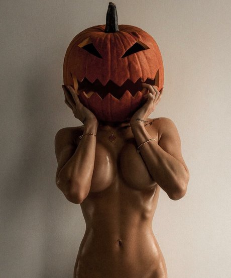 margoricka sexy model gallery