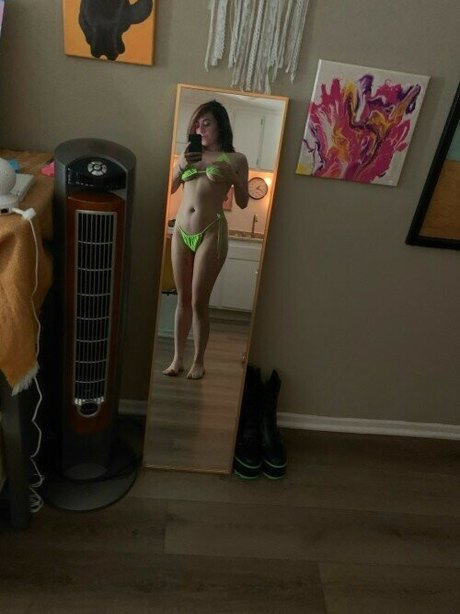 Yellowspoongirl beautiful actress images