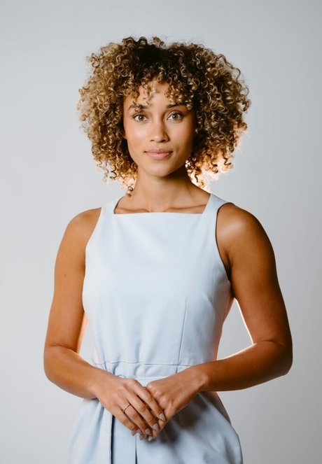 Elle Smith star adult gallery