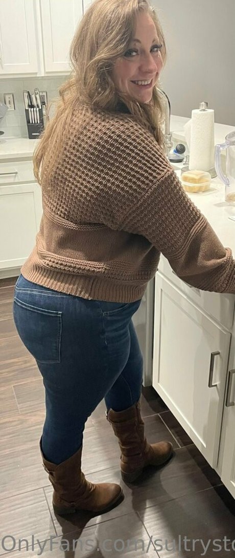 sultrystoner77 pornstar nude gallery