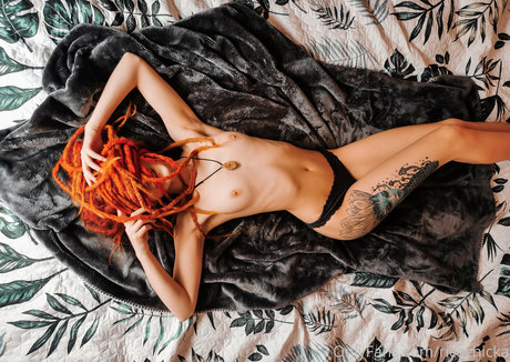 RicaChicka model best image