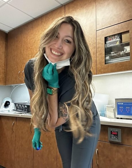 Lunarose9292 exclusive model gallery