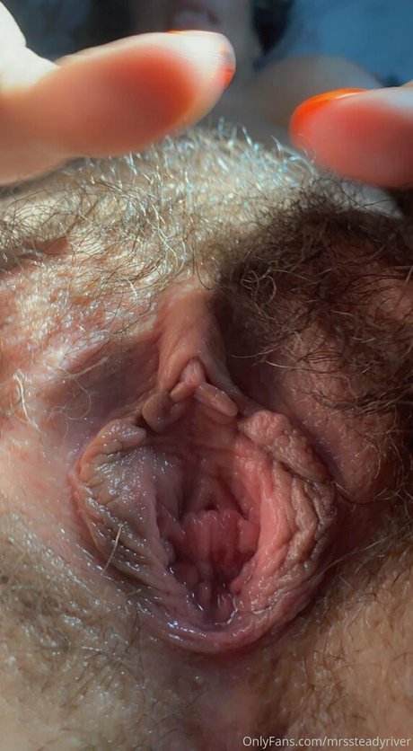 mrssteadyriver model photos