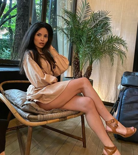 chubby latina onlyfans sexy nude images