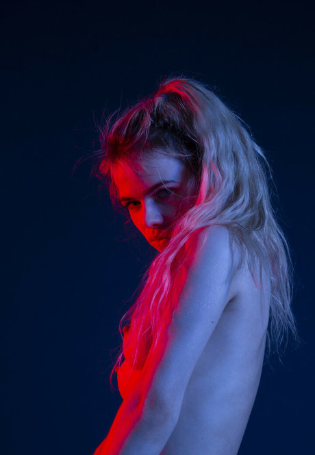 Grafit Studio art actress picture