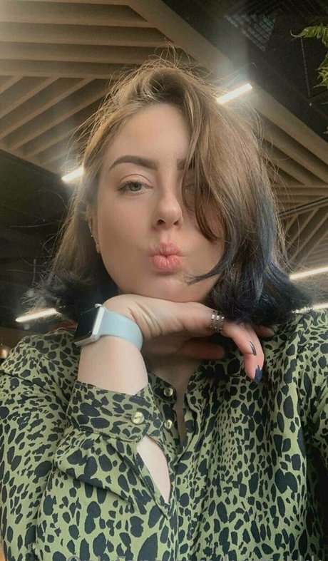 Sweet Buns sexy star archive