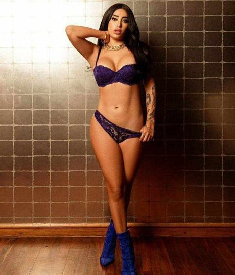 Kim Shantal model perfect pictures