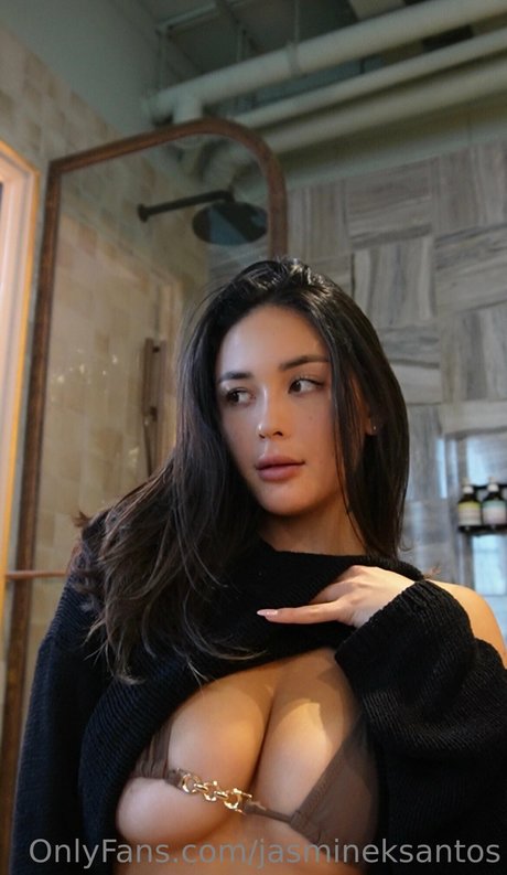 Jasmine Santos sexy pornstar picture