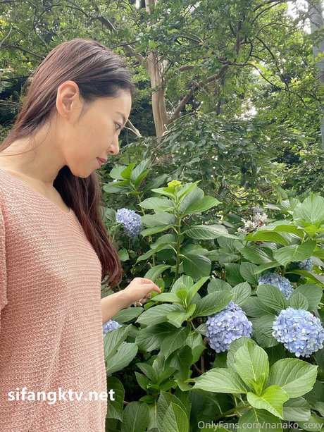 Nanako model nude img