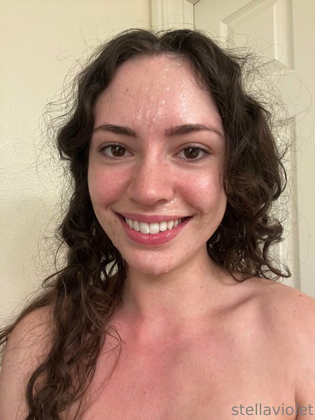 Stella Violet high quality model photo