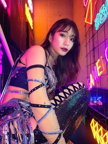 Yuki Kamifuku hot pornstar picture