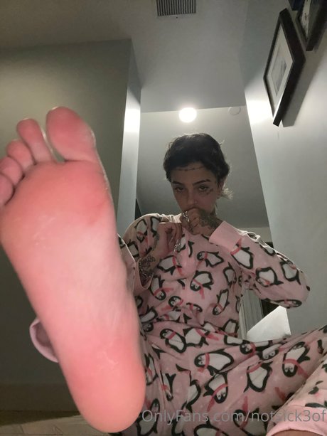 Notsick Keaton star nice picture