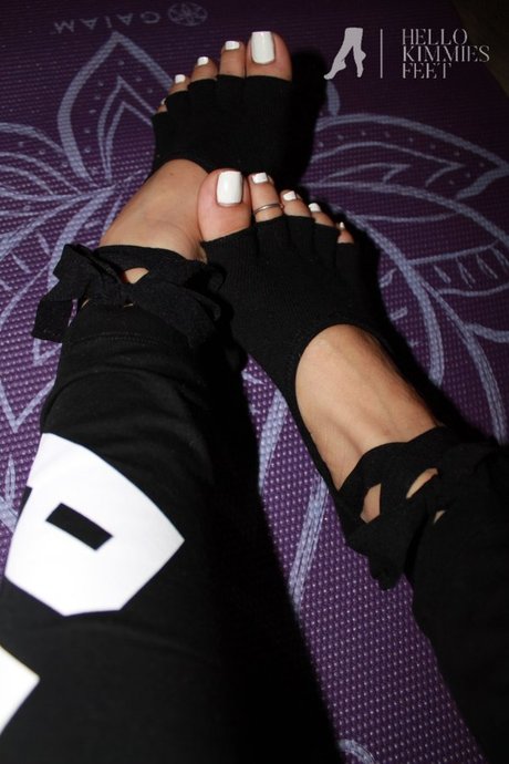 Kimmies Feet_ exclusive pornstar img