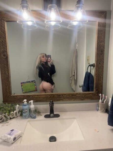 Cruella Morgan model hd image