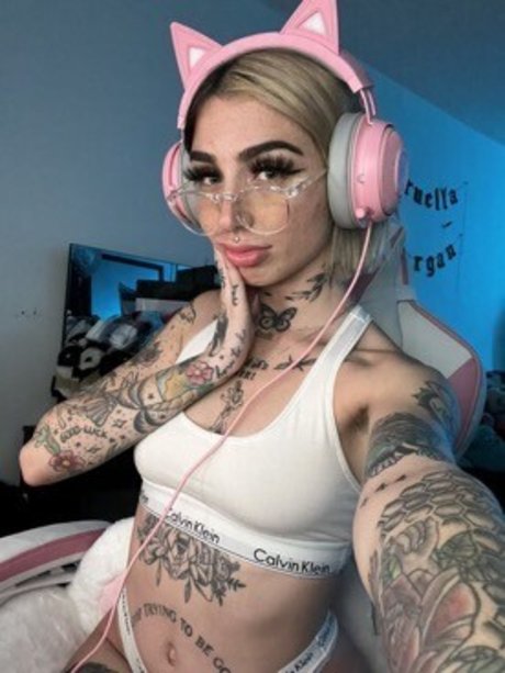 Cruella Morgan model pornographic galleries