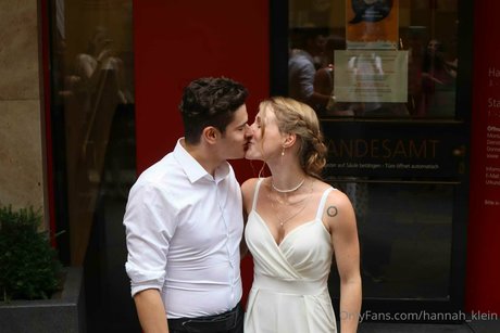 Hannah Klein star erotic img