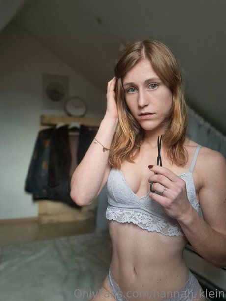 Hannah Klein naked pornstar pictures