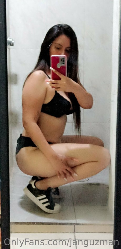 Janeth Guzman hot actress img