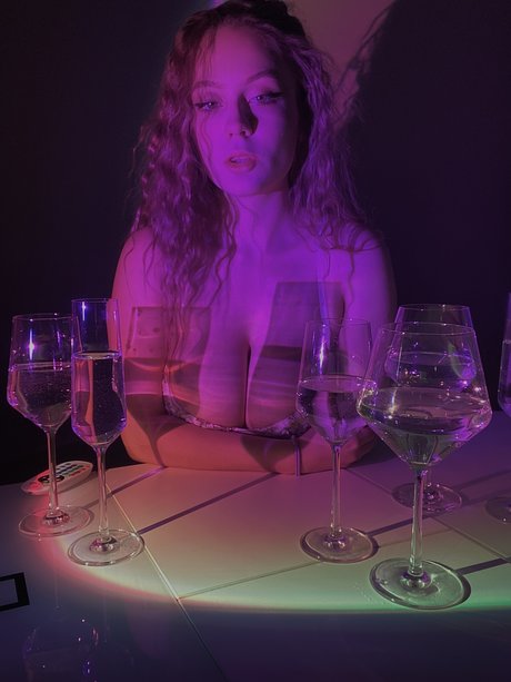 Lou Jeen porn star image