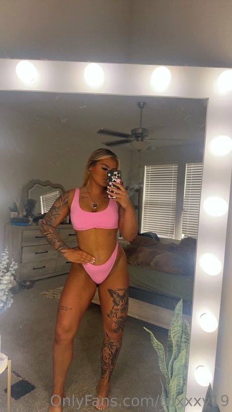 Tristan Beaulieu model art picture