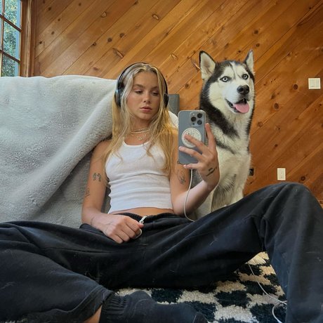 skinny asian teen onlyfans sexy pic