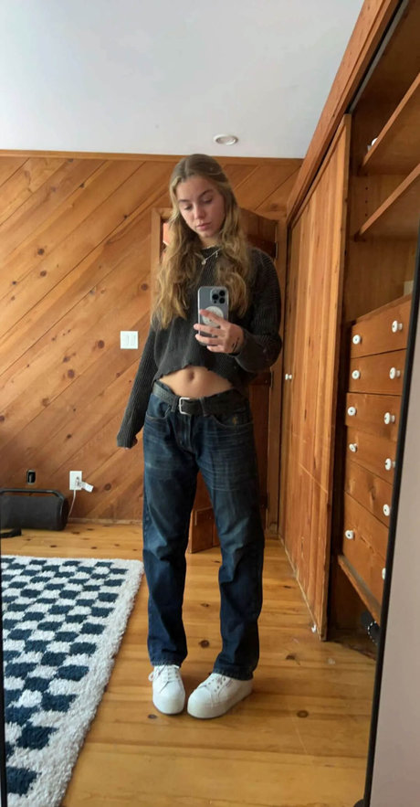 Anna Shumate model sex pic