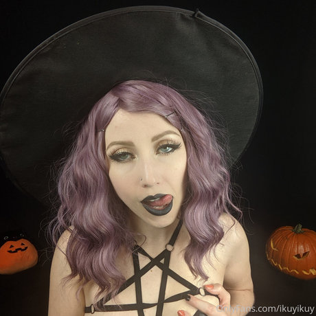 Ikuy Cosplayer hot pornstar images