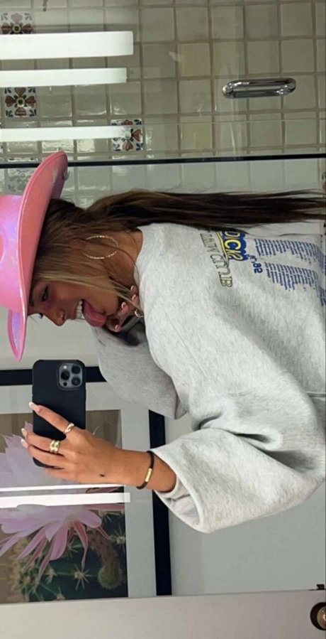 Jordan Beckham pretty pornstar pics