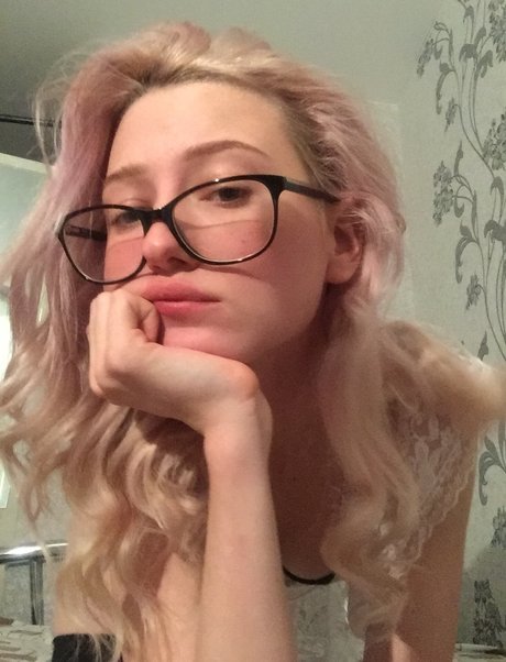 Pumpur mur pornstar erotic pic