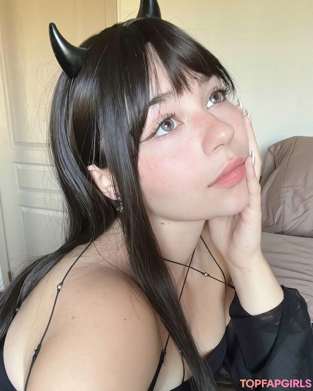 Sugashi_ porn model image