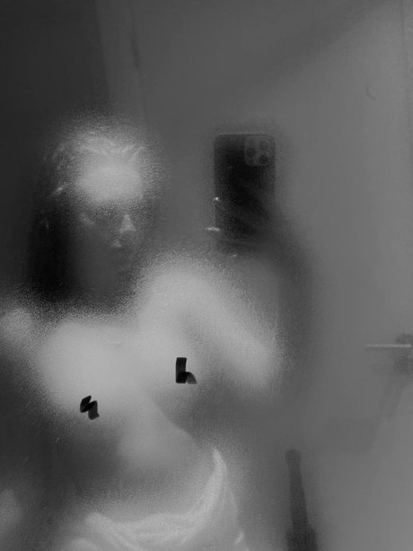 Vlada Dobryak porn model pic