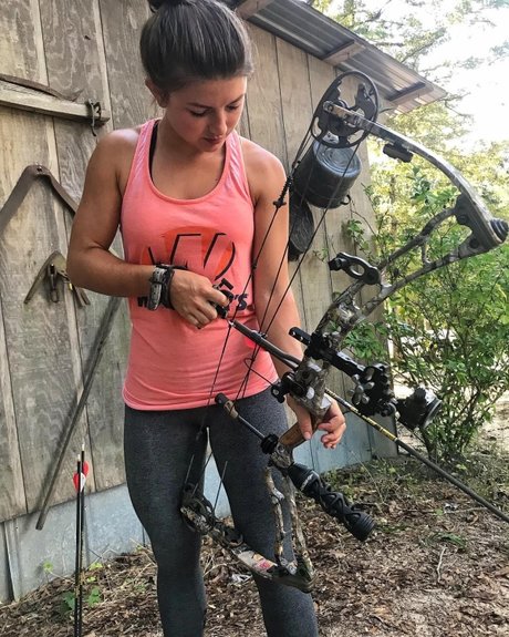 Hannah Barron free actress pic