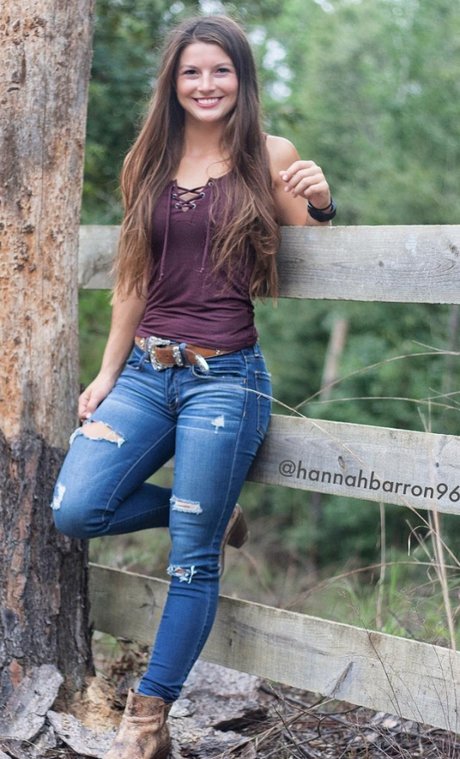 Hannah Barron pornstar erotic images