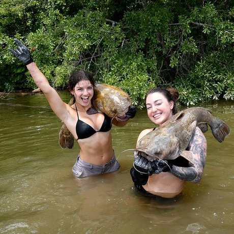 Hannah Barron beautiful model pic