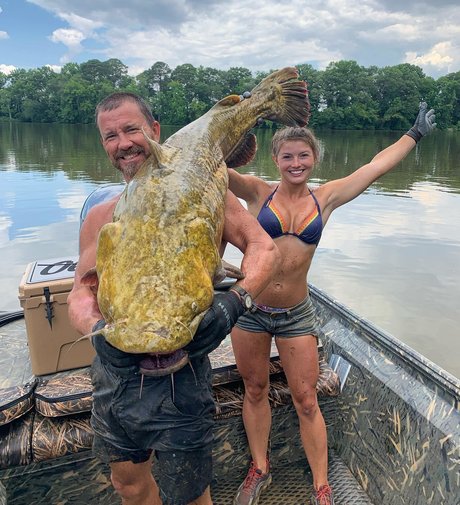 Hannah Barron star sexy images