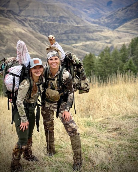 Hannah Barron model exclusive galleries