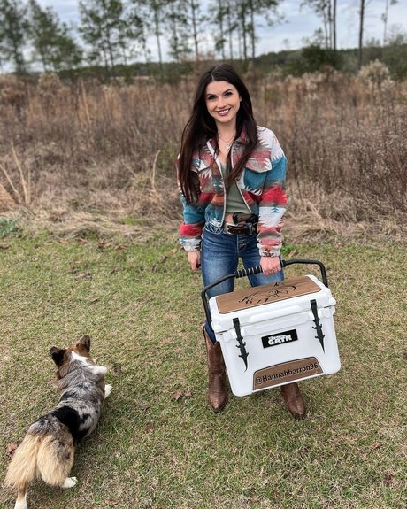 Hannah Barron pornstar erotic images