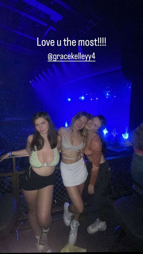 Colleen Sheehan hot actress picture